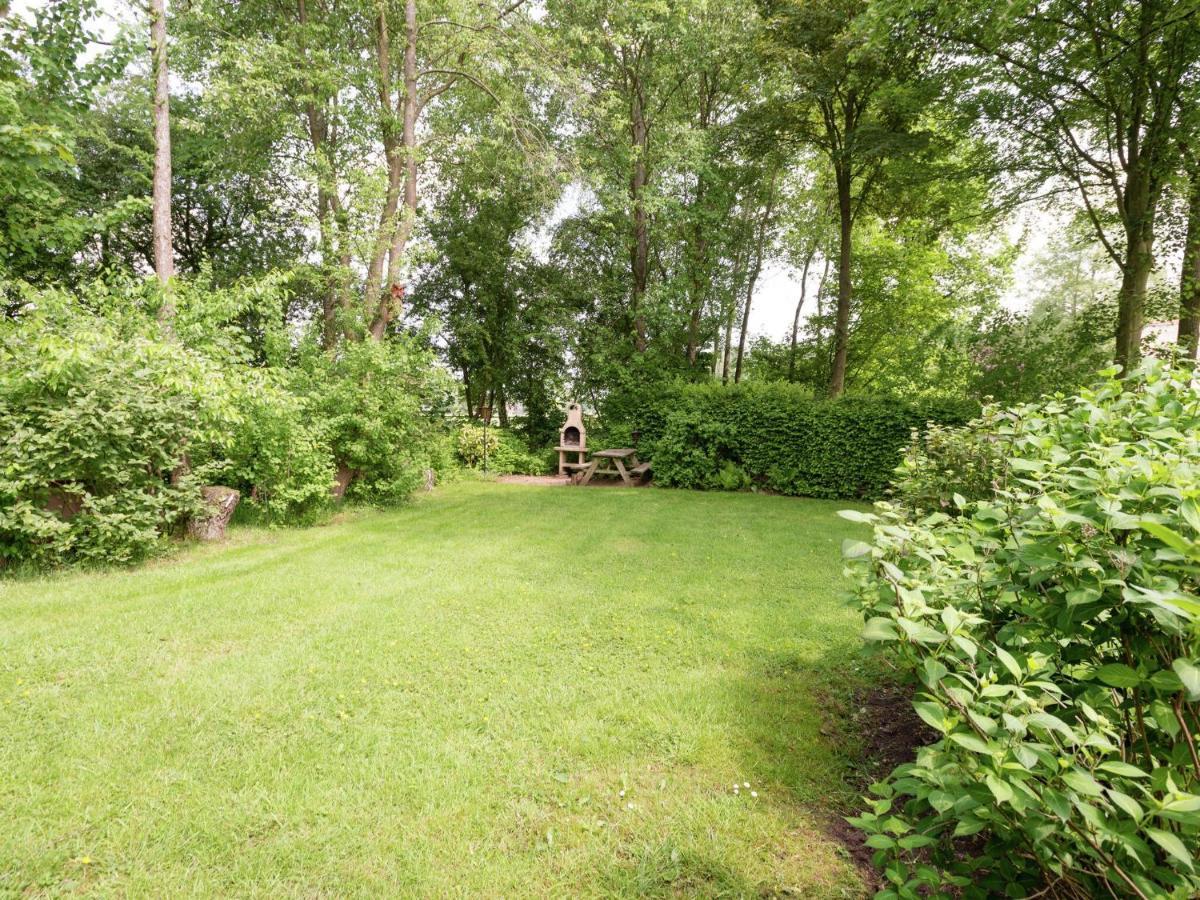 Villa With Spacious Garden Near Heeten 외부 사진