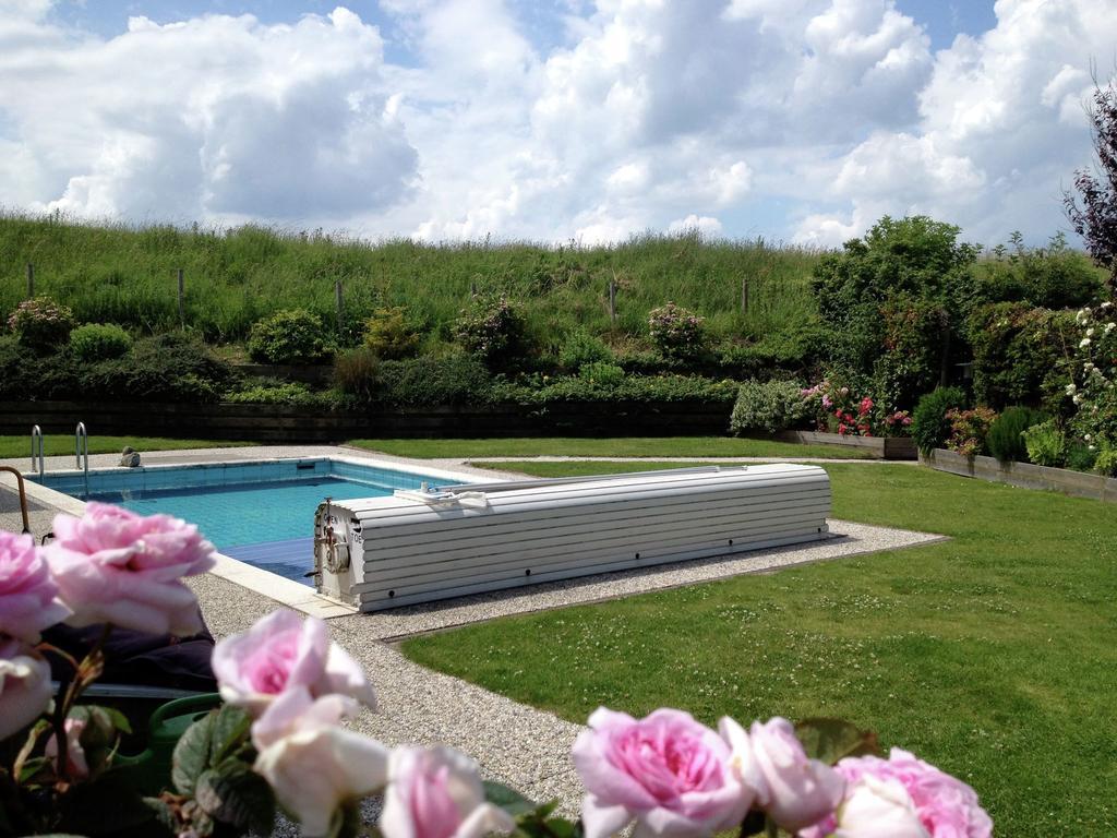 Villa With Spacious Garden Near Heeten 외부 사진